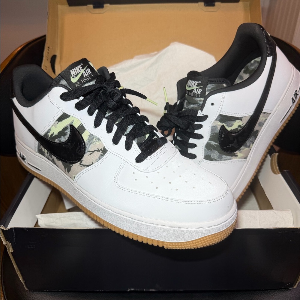 Nike Air Force 1 07 LV8 3 Camo White Black Men’s Sz 13 CZ7891-100 box